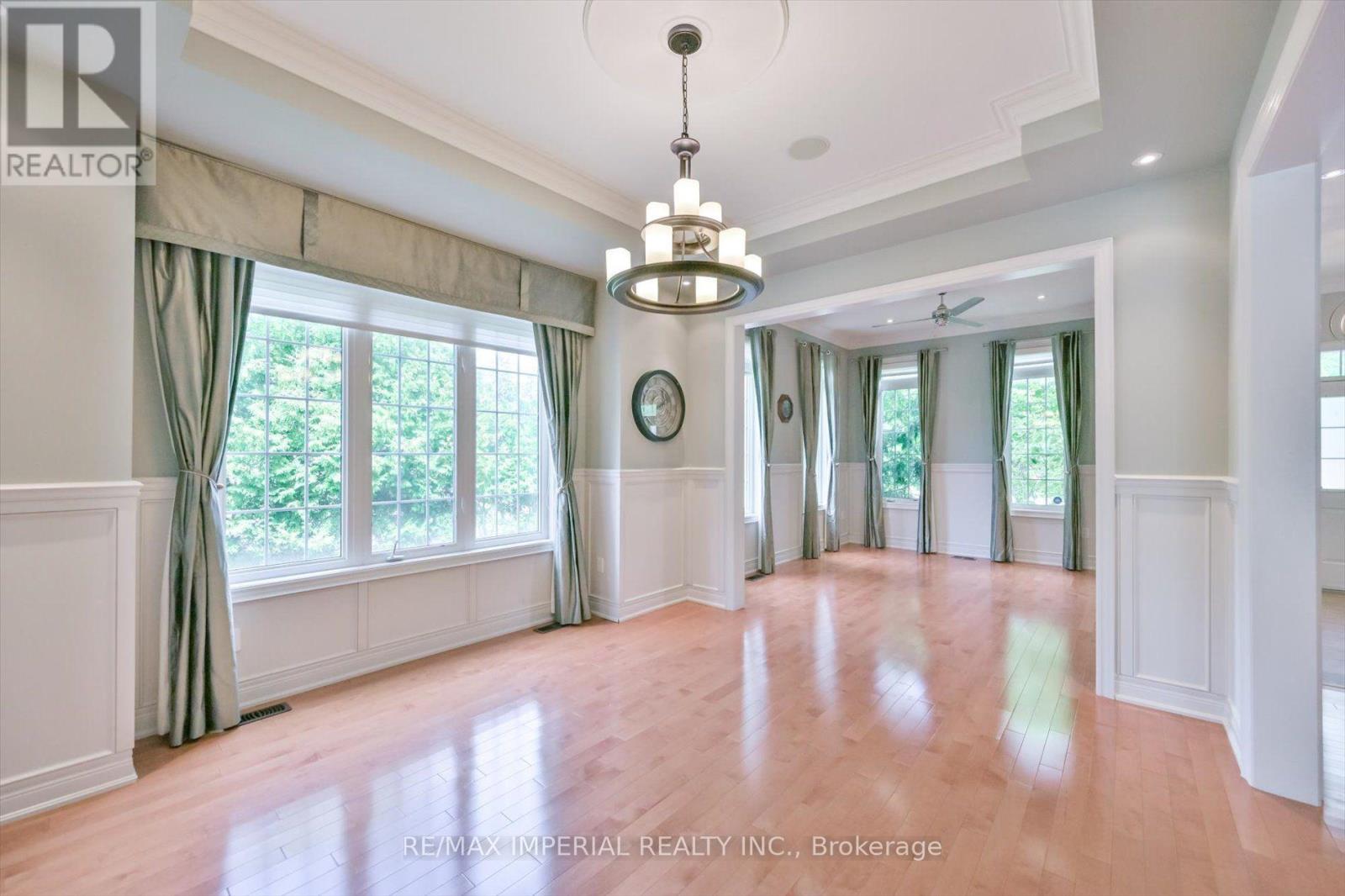 11 Candlelight Drive, Richmond Hill, Ontario  L4E 5E4 - Photo 10 - N13748088