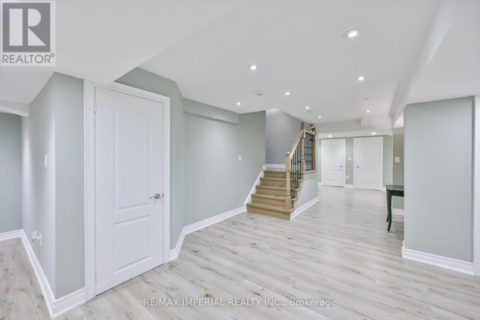 11 Candlelight Drive, Richmond Hill, Ontario  L4E 5E4 - Photo 34 - N13748088