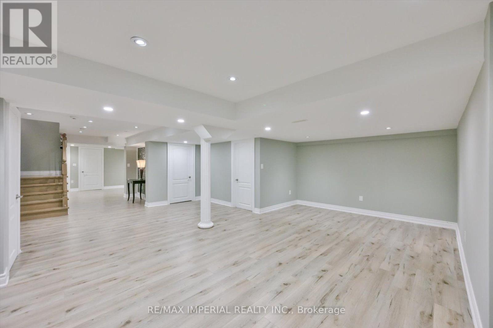 11 Candlelight Drive, Richmond Hill, Ontario  L4E 5E4 - Photo 36 - N13748088