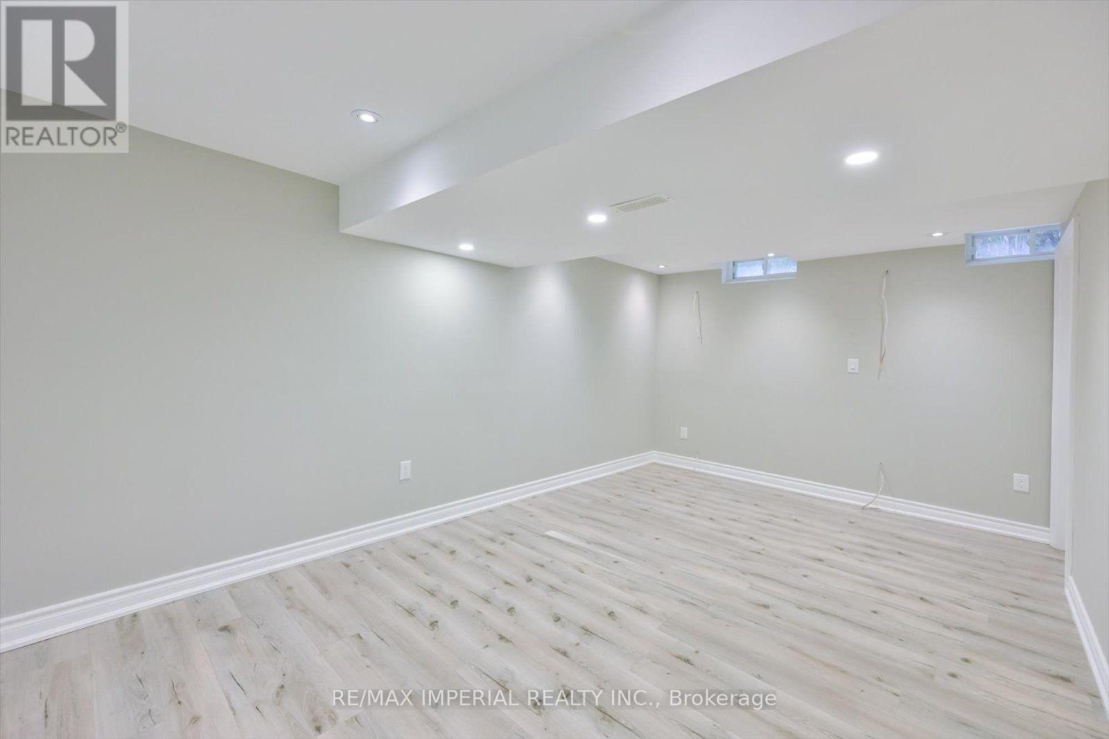 11 Candlelight Drive, Richmond Hill, Ontario  L4E 5E4 - Photo 40 - N13748088