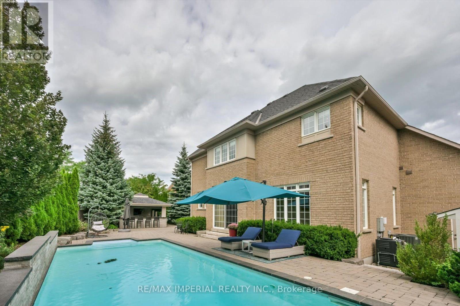 11 Candlelight Drive, Richmond Hill, Ontario  L4E 5E4 - Photo 44 - N13748088