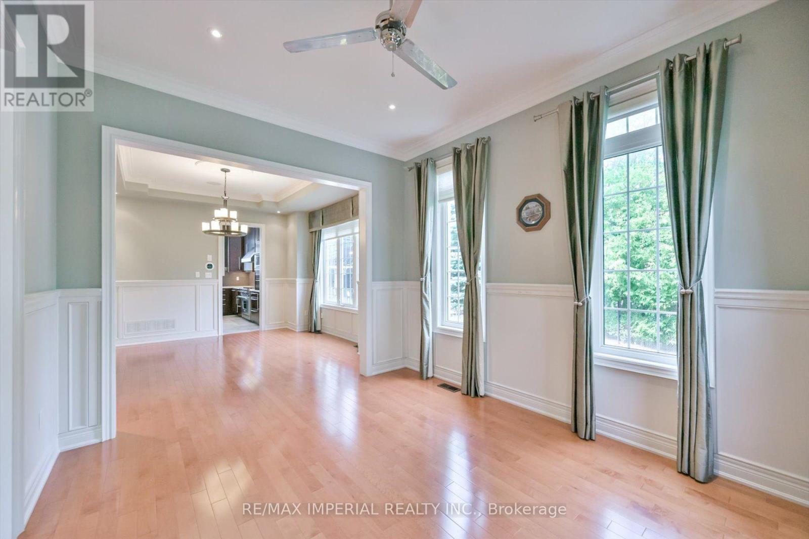 11 Candlelight Drive, Richmond Hill, Ontario  L4E 5E4 - Photo 7 - N13748088