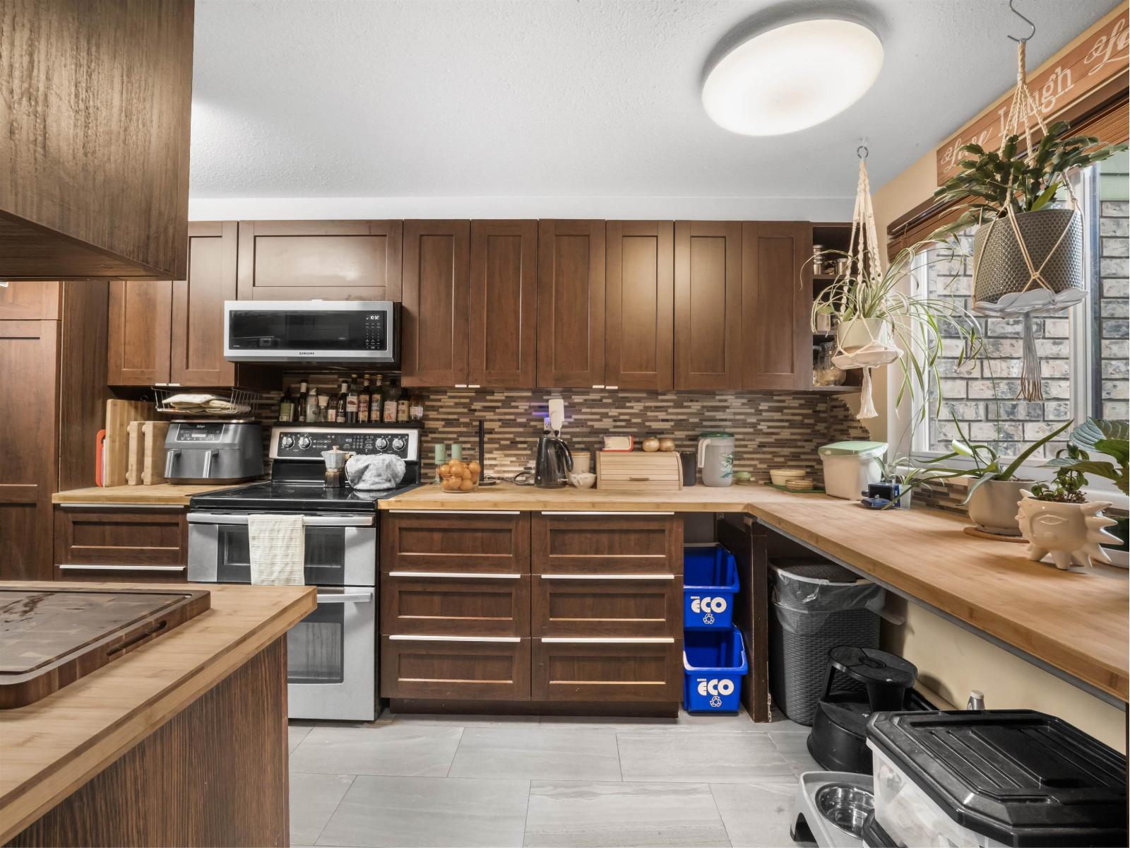 132 7476 138 Street, Surrey, British Columbia  V3W 6G4 - Photo 3 - R3161882
