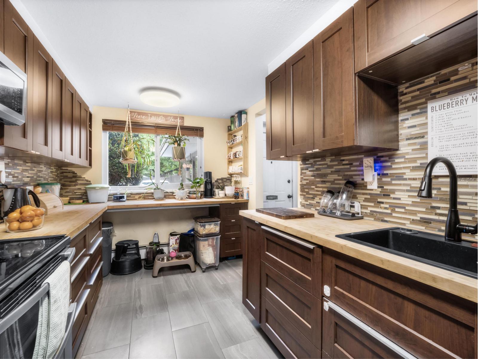 132 7476 138 Street, Surrey, British Columbia  V3W 6G4 - Photo 5 - R3161882