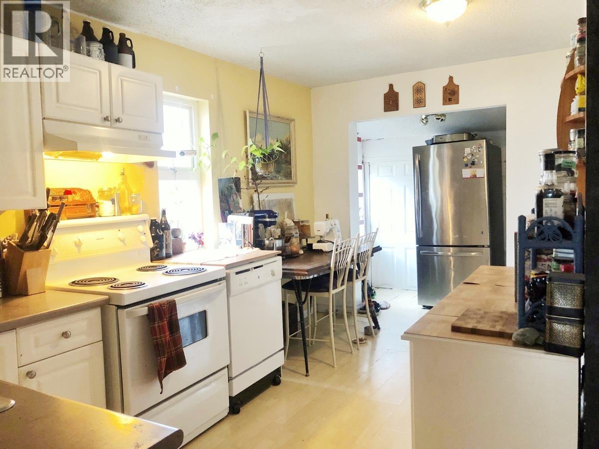 417 E 17 Avenue, Vancouver, British Columbia  V5V 1B2 - Photo 3 - R3161878