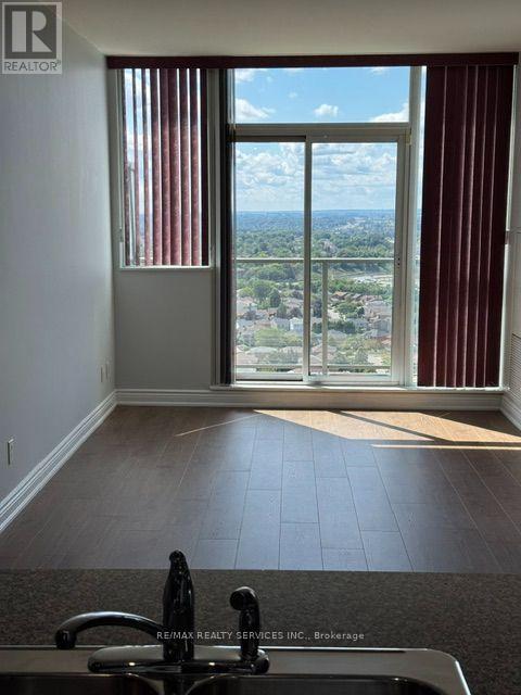 Ph09 - 339 Rathburn Road W, Mississauga, Ontario  L5B 0K6 - Photo 5 - W13749350