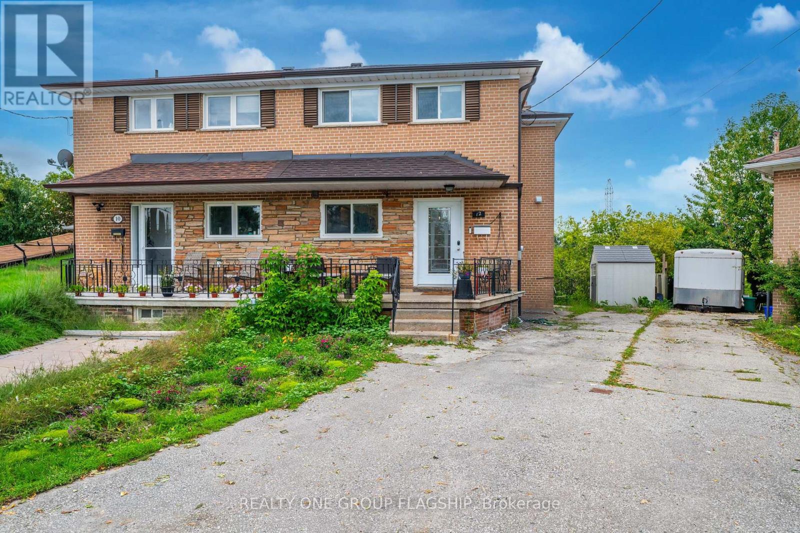 12 Azalea Court, Toronto, Ontario  M9M 1V1 - Photo 2 - W13740370