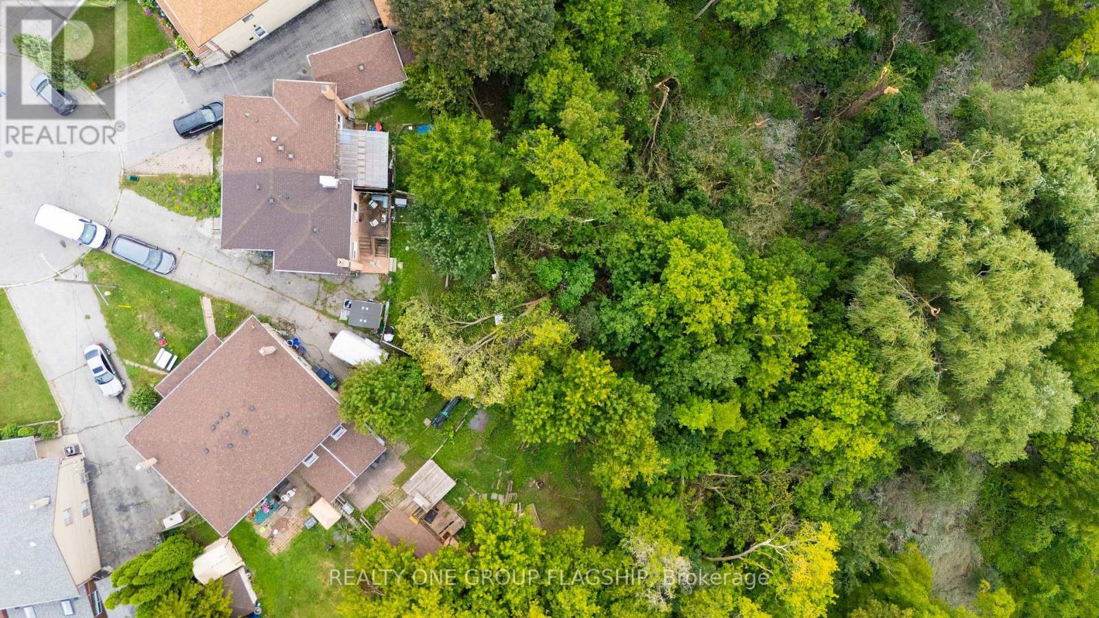 12 Azalea Court, Toronto, Ontario  M9M 1V1 - Photo 15 - W13740370