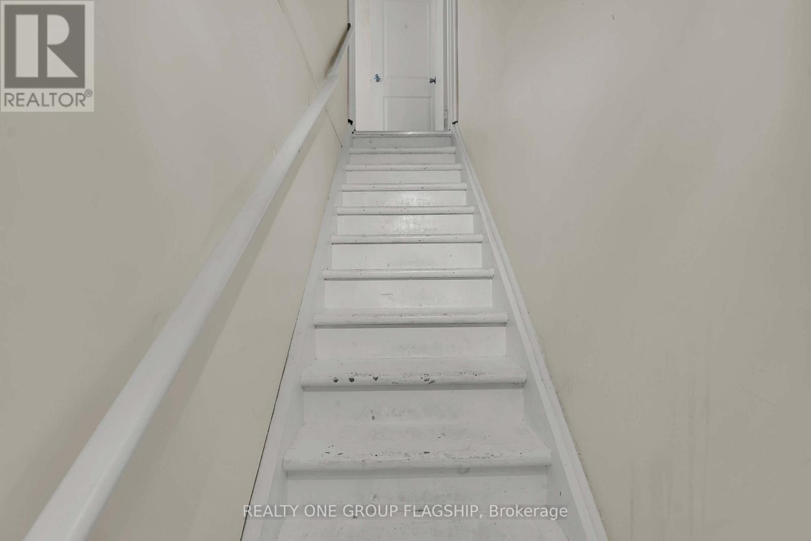 12 Azalea Court, Toronto, Ontario  M9M 1V1 - Photo 33 - W13740370