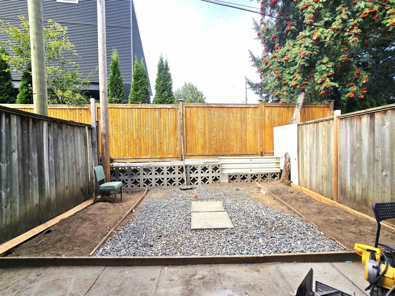 11 2048 Mccallum Road, Abbotsford, British Columbia  V2S 3N4 - Photo 3 - R3159208