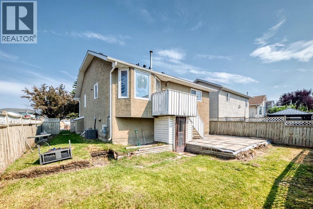 143 Applewood Drive Se, Calgary, Alberta  T2A 7B8 - Photo 37 - A2339020