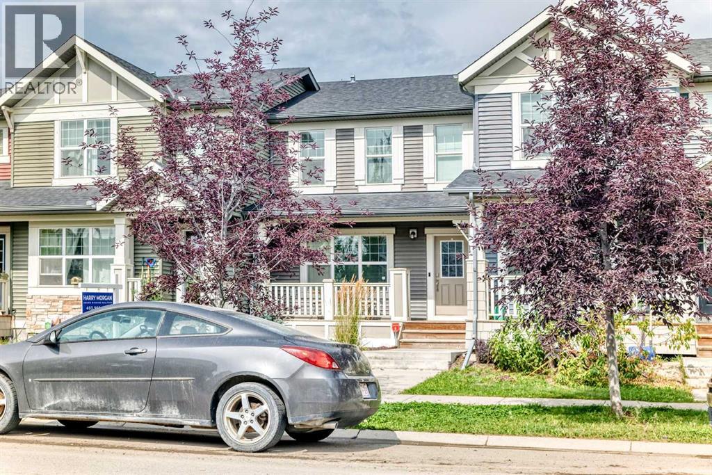 41 Sunvalley Road, Cochrane, Alberta  T4C 0H4 - Photo 3 - A2342105