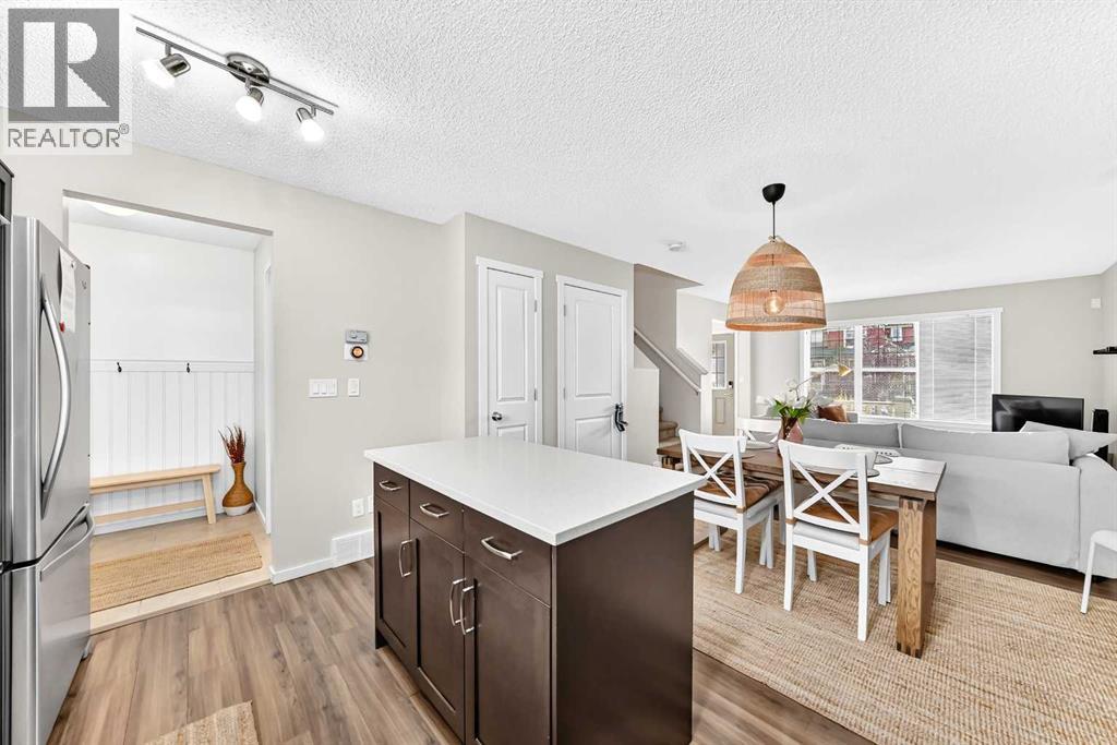 41 Sunvalley Road, Cochrane, Alberta  T4C 0H4 - Photo 8 - A2342105