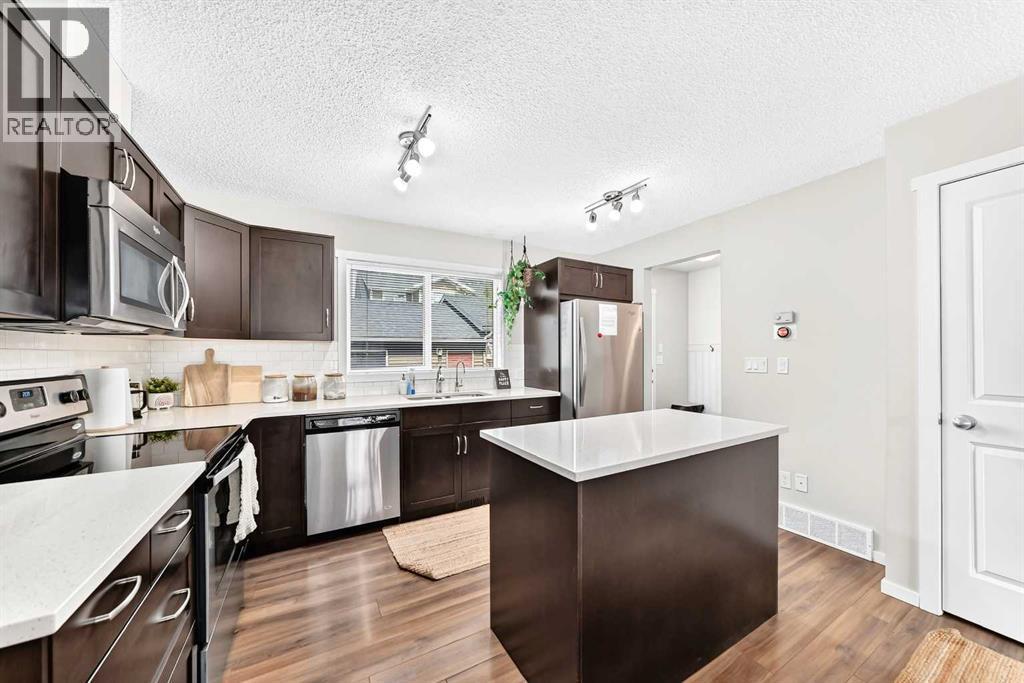 41 Sunvalley Road, Cochrane, Alberta  T4C 0H4 - Photo 6 - A2342105
