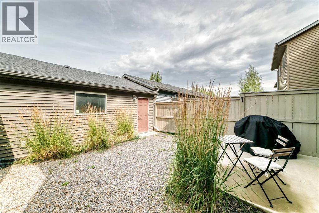 41 Sunvalley Road, Cochrane, Alberta  T4C 0H4 - Photo 40 - A2342105