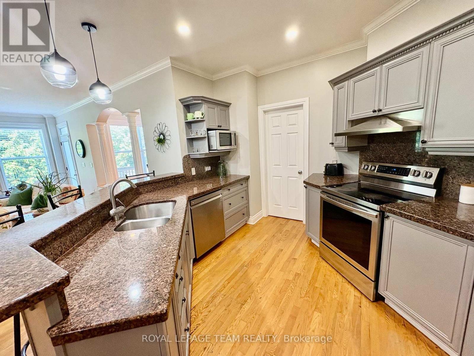 253 Berrigan Drive, Ottawa, Ontario  K2J 5C4 - Photo 11 - X13749372