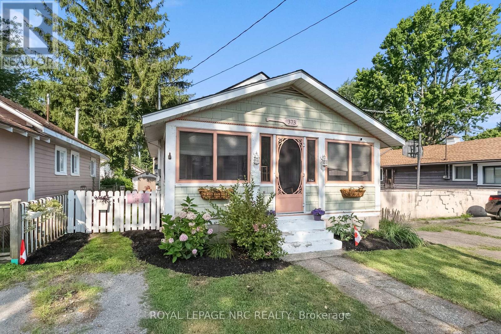373 Oakwood Avenue, Fort Erie, Ontario  L0S 1B0 - Photo 2 - X13749368