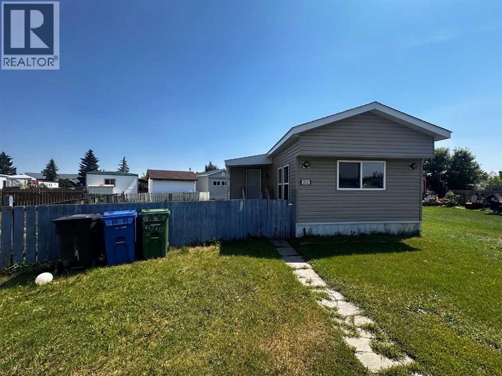 212, 5344 76 Street, Red Deer, Alberta T2P 2A6 - Photo 1 - A2341994