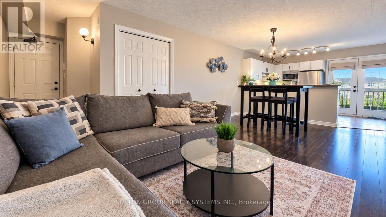 301 - 4005 Kilmer Drive, Burlington, Ontario  L7M 4M2 - Photo 4 - W13739534