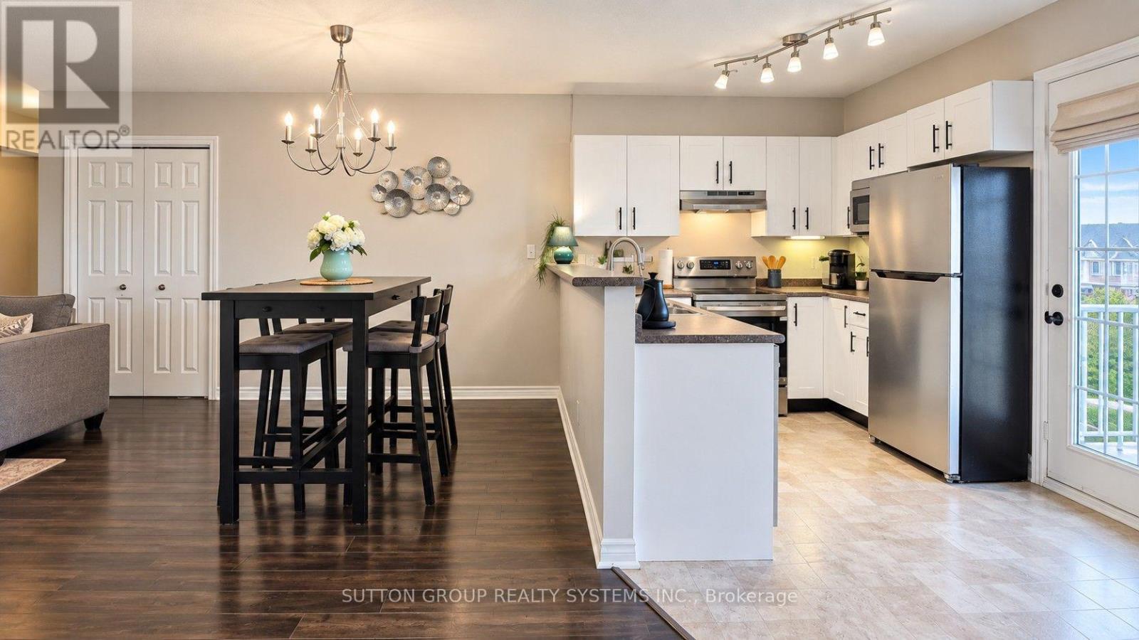 301 - 4005 Kilmer Drive, Burlington, Ontario  L7M 4M2 - Photo 6 - W13739534