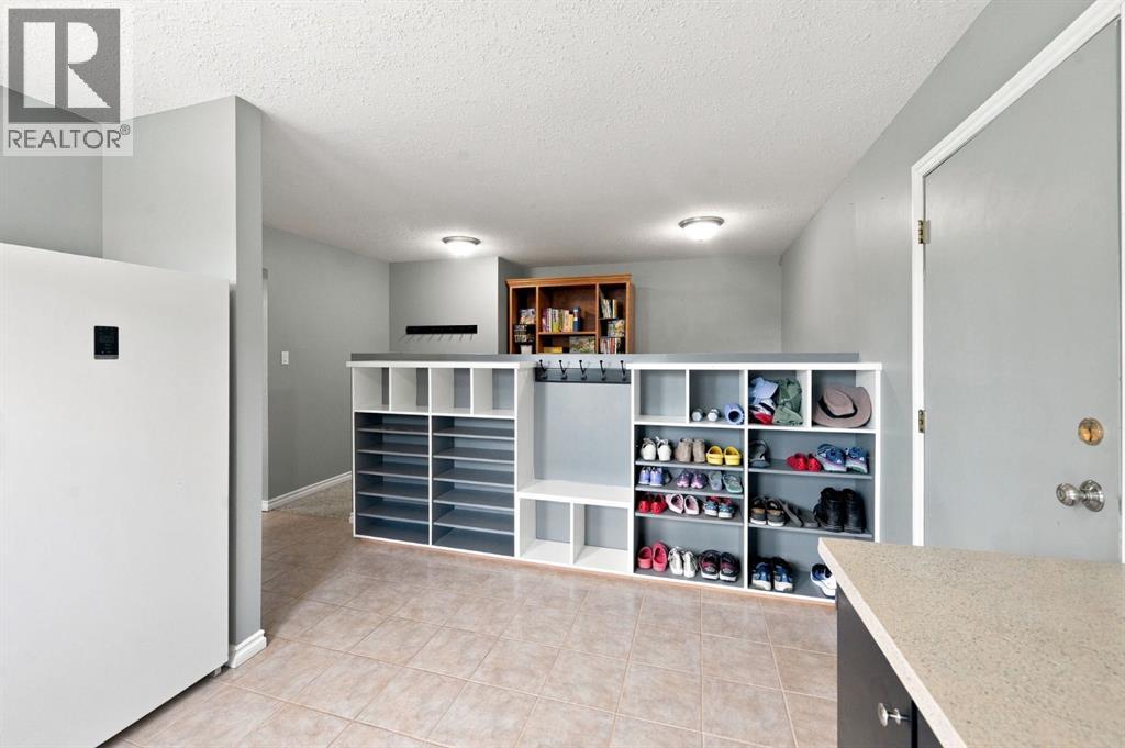 6802 42a Avenue, Camrose, Alberta T4V 3S4 - Photo 22 - A2342339
