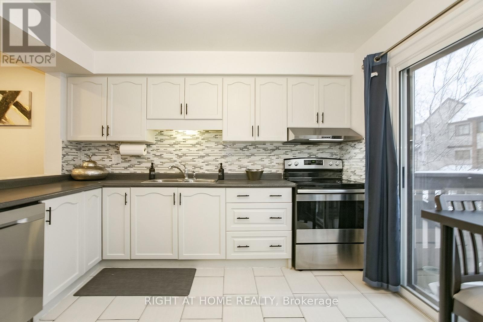 75 - 1080 Walden Circle, Mississauga, Ontario  L5J 4J9 - Photo 21 - W13749388