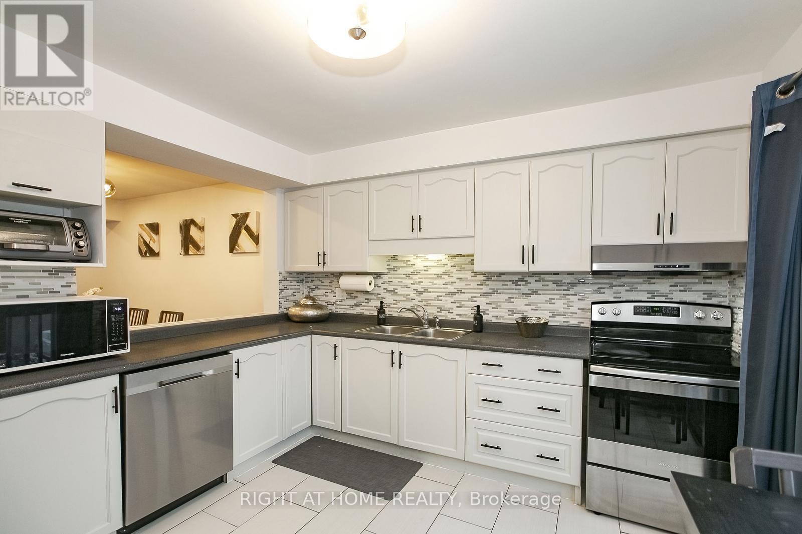 75 - 1080 Walden Circle, Mississauga, Ontario  L5J 4J9 - Photo 23 - W13749388