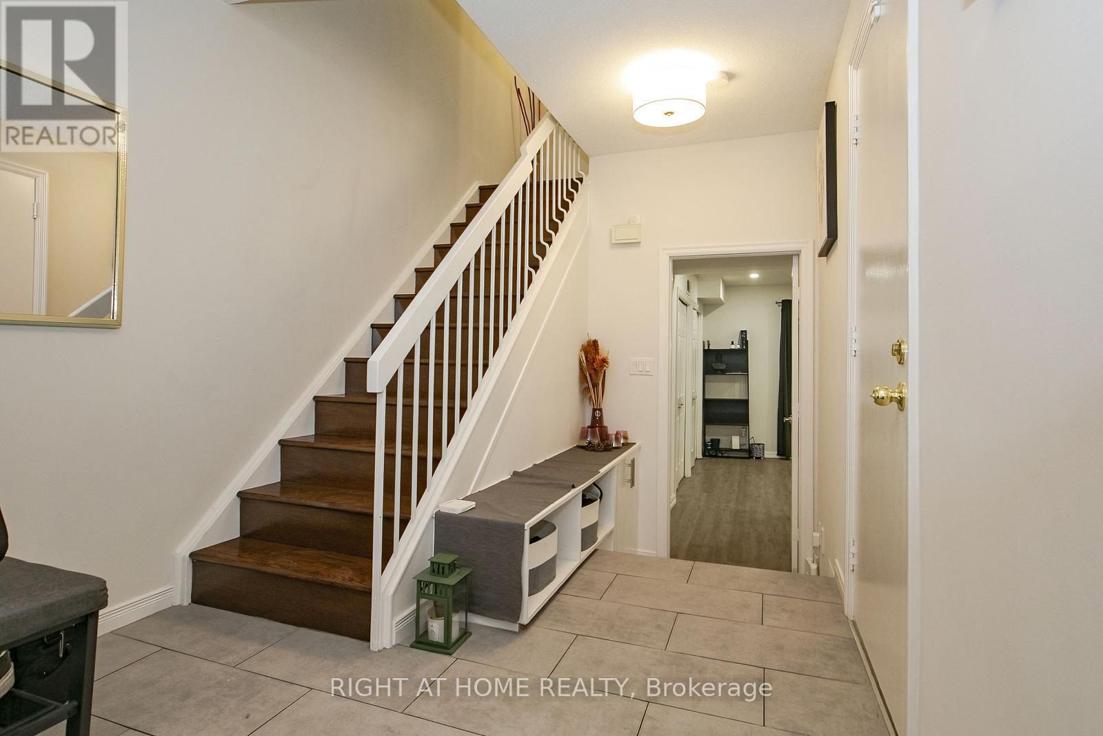 75 - 1080 Walden Circle, Mississauga, Ontario  L5J 4J9 - Photo 3 - W13749388