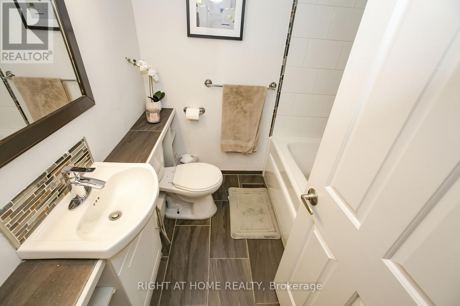 75 - 1080 Walden Circle, Mississauga, Ontario  L5J 4J9 - Photo 45 - W13749388