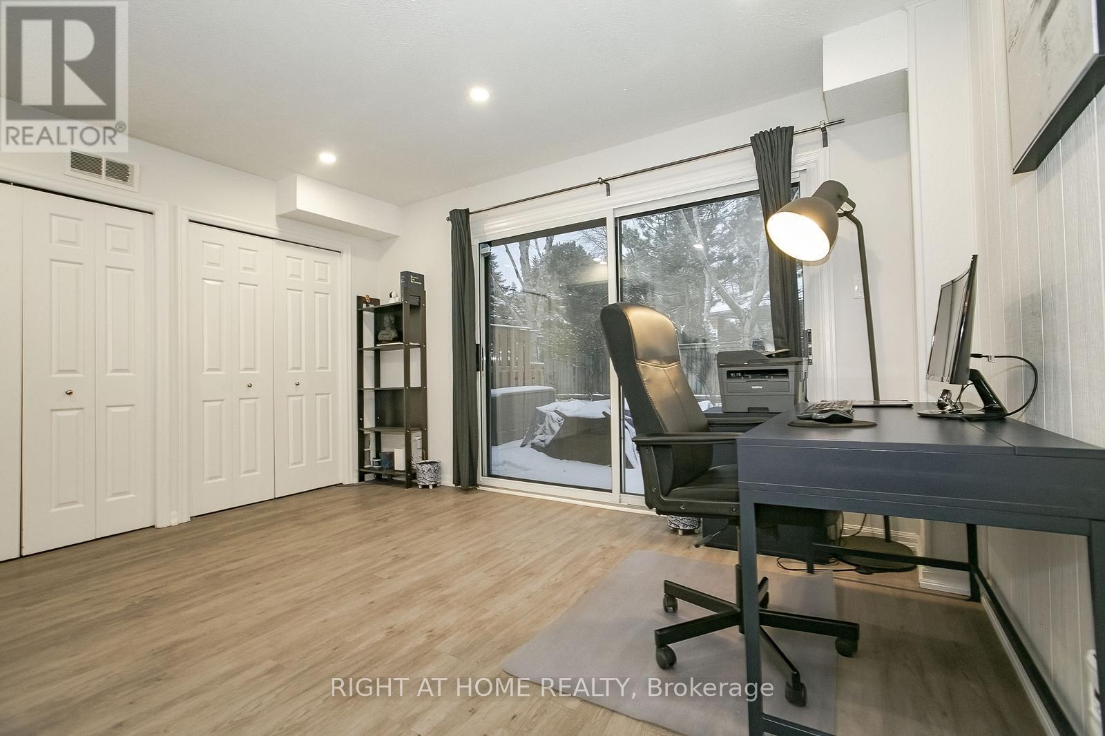 75 - 1080 Walden Circle, Mississauga, Ontario  L5J 4J9 - Photo 5 - W13749388