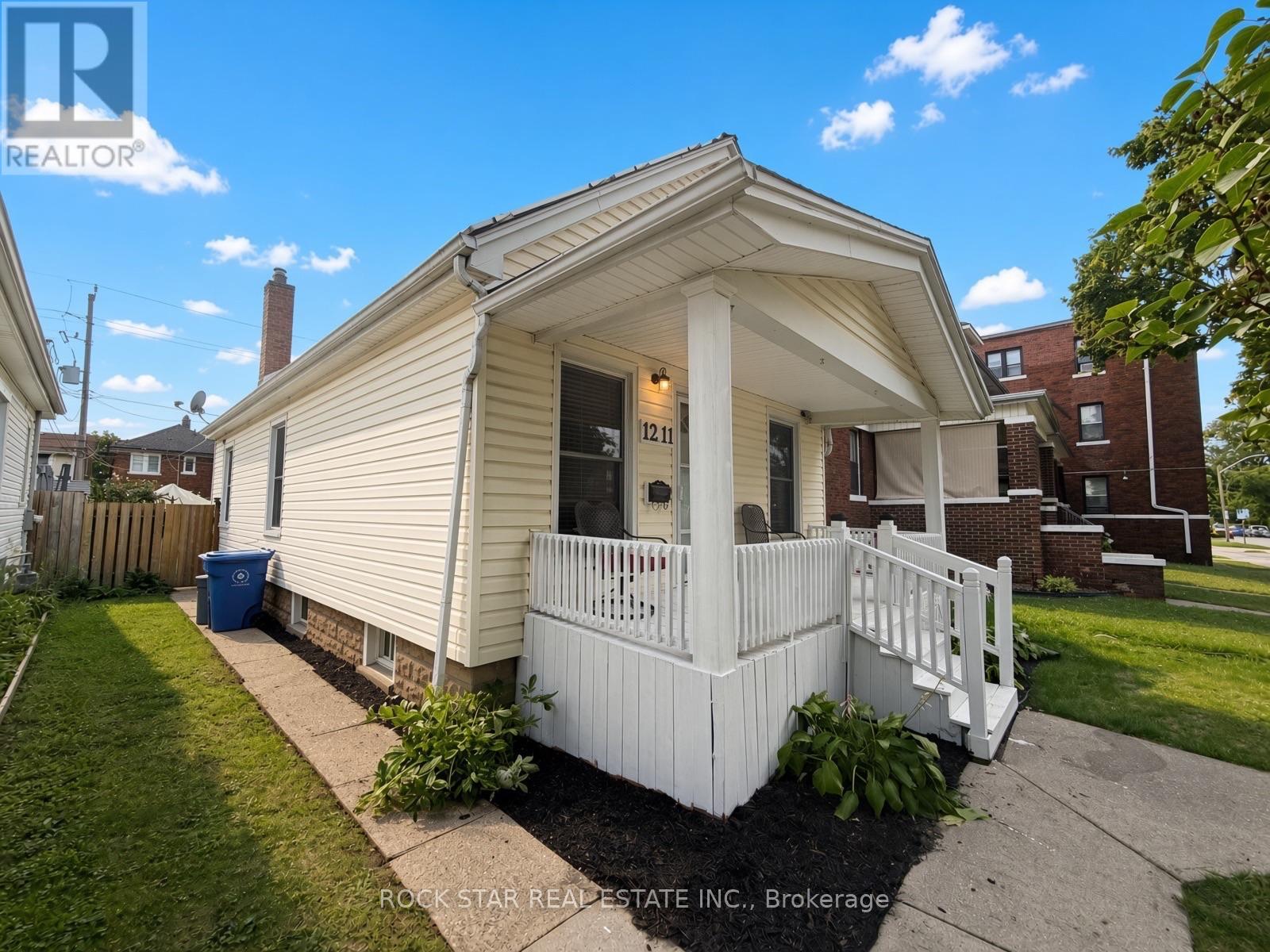 1211 Lincoln Road, Windsor, Ontario  N8Y 2H9 - Photo 26 - X13749396