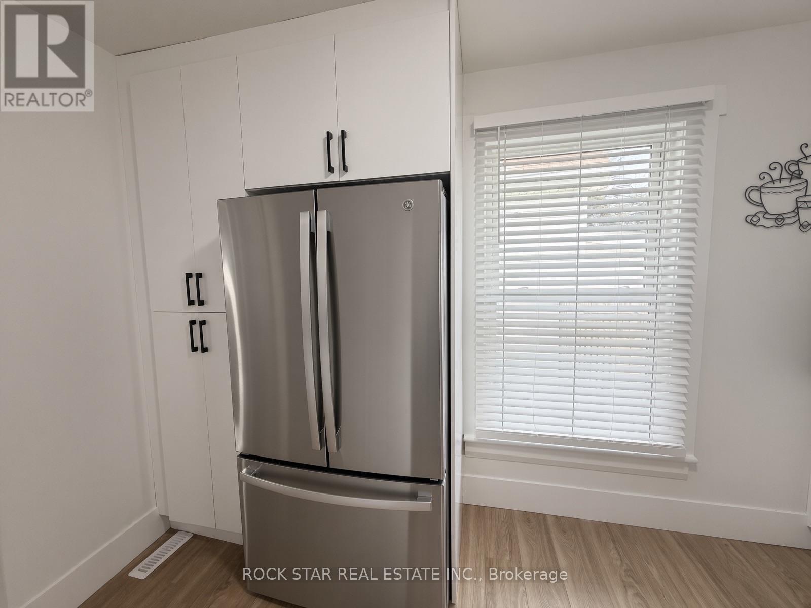 1211 Lincoln Road, Windsor, Ontario  N8Y 2H9 - Photo 7 - X13749396