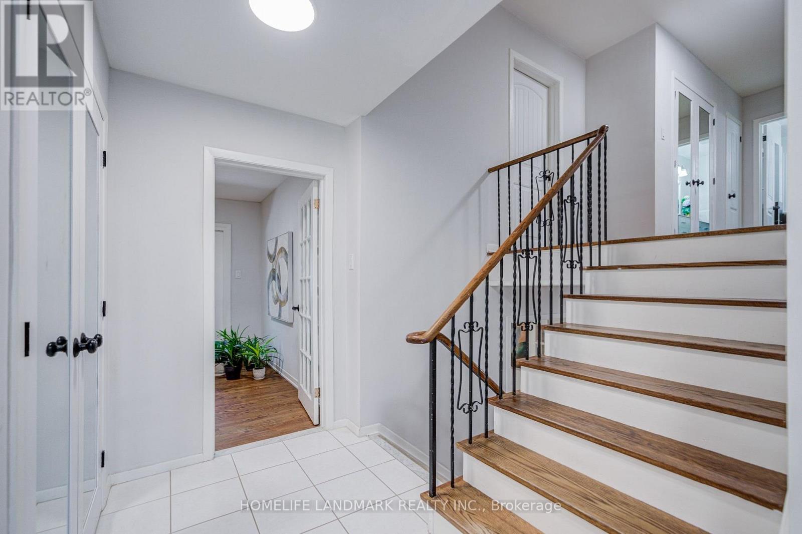 2410 Prince John Boulevard, Mississauga, Ontario  L5K 1S2 - Photo 15 - W13748602