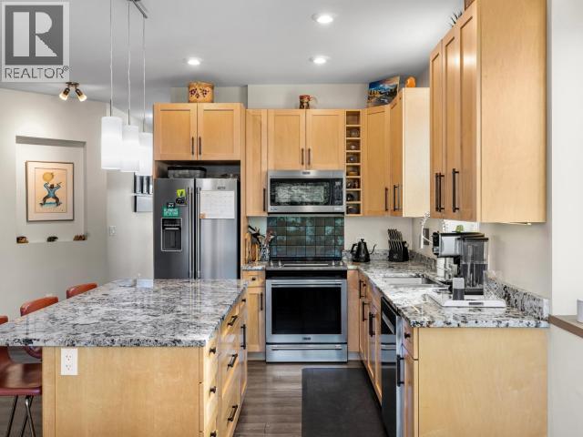 16 ISKOOT CRESCENT photo 15