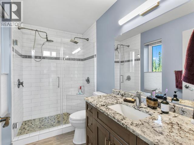 16 ISKOOT CRESCENT photo 23