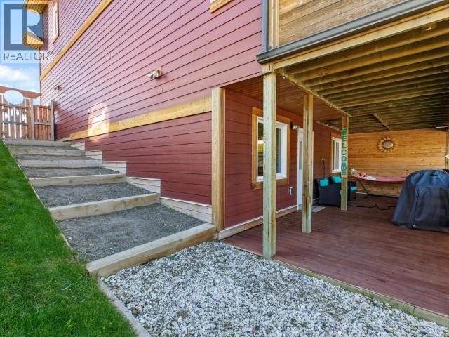 16 ISKOOT CRESCENT photo 31