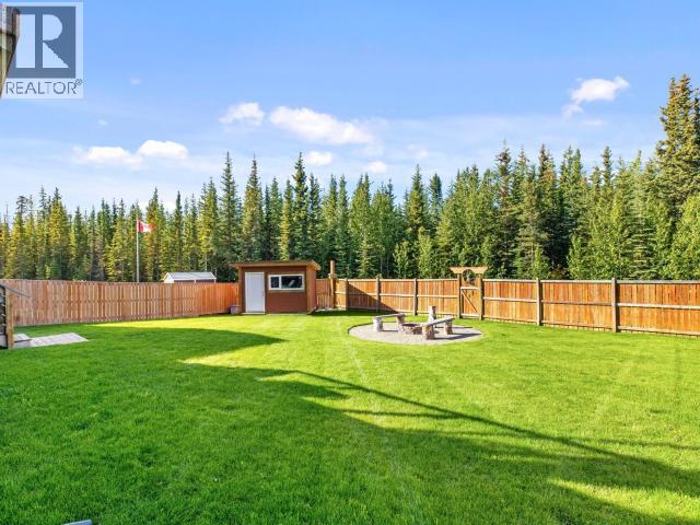 16 ISKOOT CRESCENT photo 41