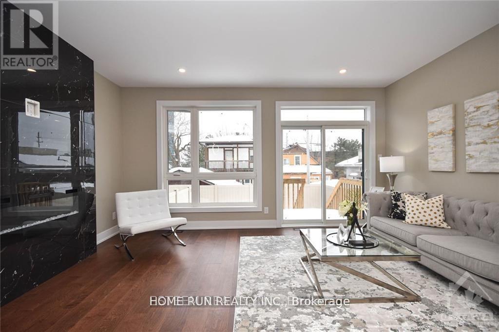 A - 314 Cyr Avenue, Ottawa, Ontario  K1L 7N7 - Photo 10 - X13749418