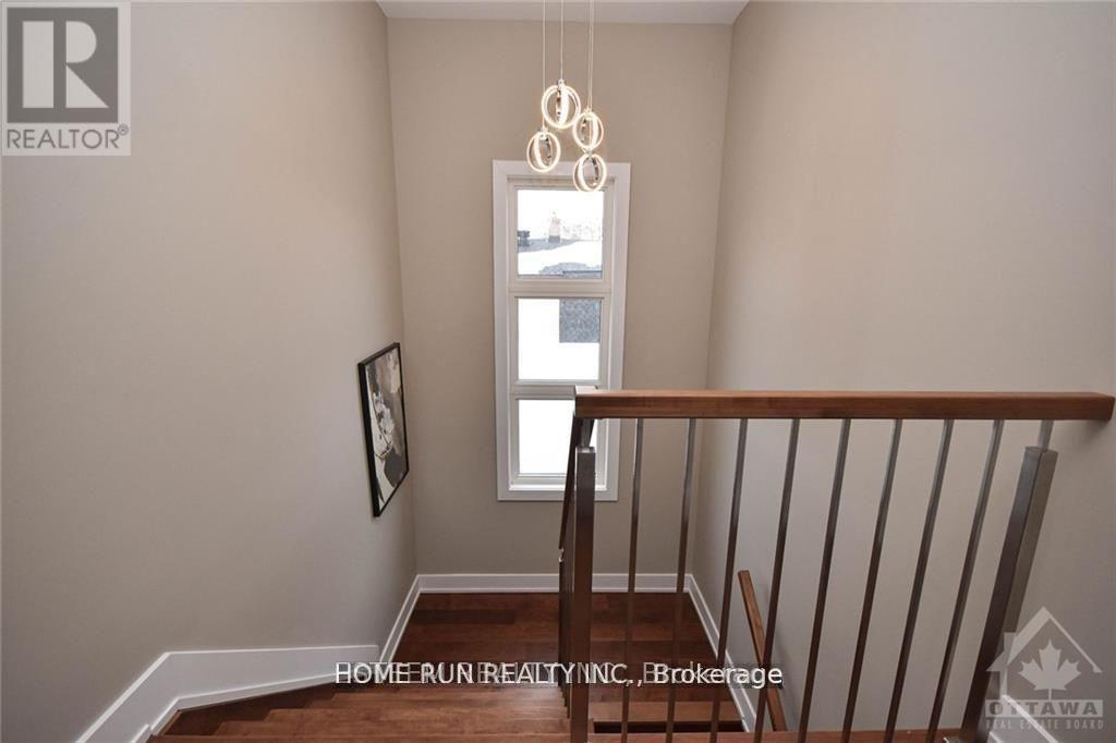 A - 314 Cyr Avenue, Ottawa, Ontario  K1L 7N7 - Photo 15 - X13749418