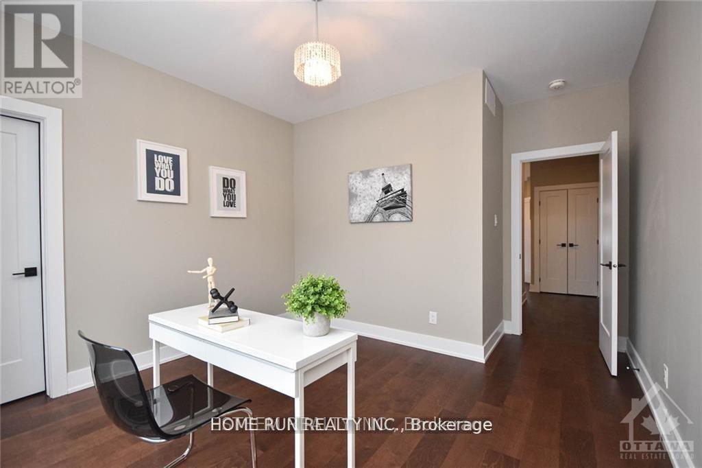 A - 314 Cyr Avenue, Ottawa, Ontario  K1L 7N7 - Photo 17 - X13749418