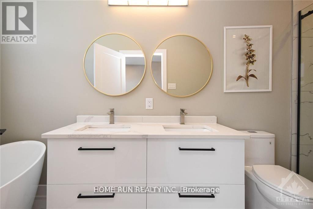 A - 314 Cyr Avenue, Ottawa, Ontario  K1L 7N7 - Photo 18 - X13749418