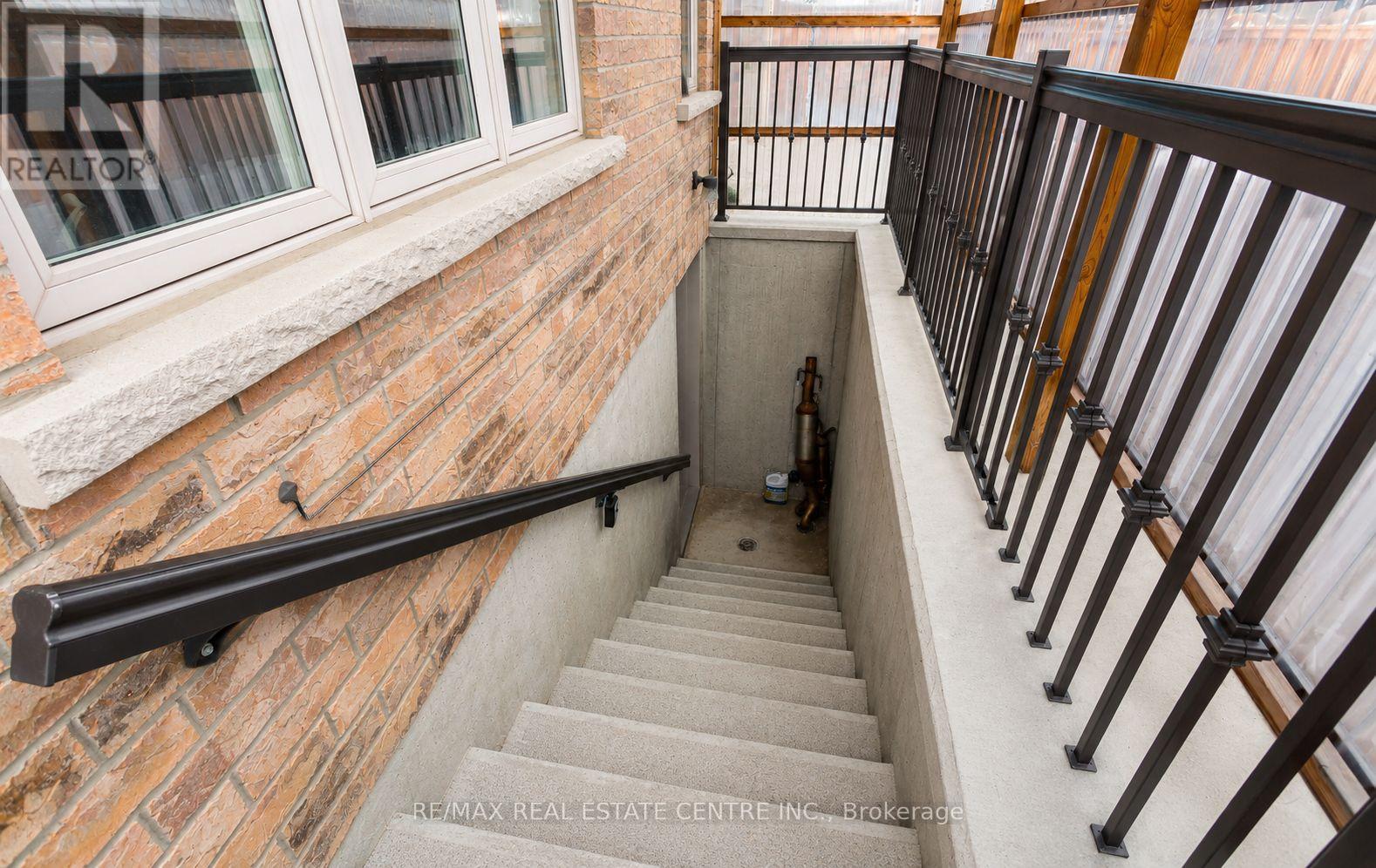 49 Bucksaw Street, Brampton, Ontario  L7A 4R3 - Photo 45 - W13749410