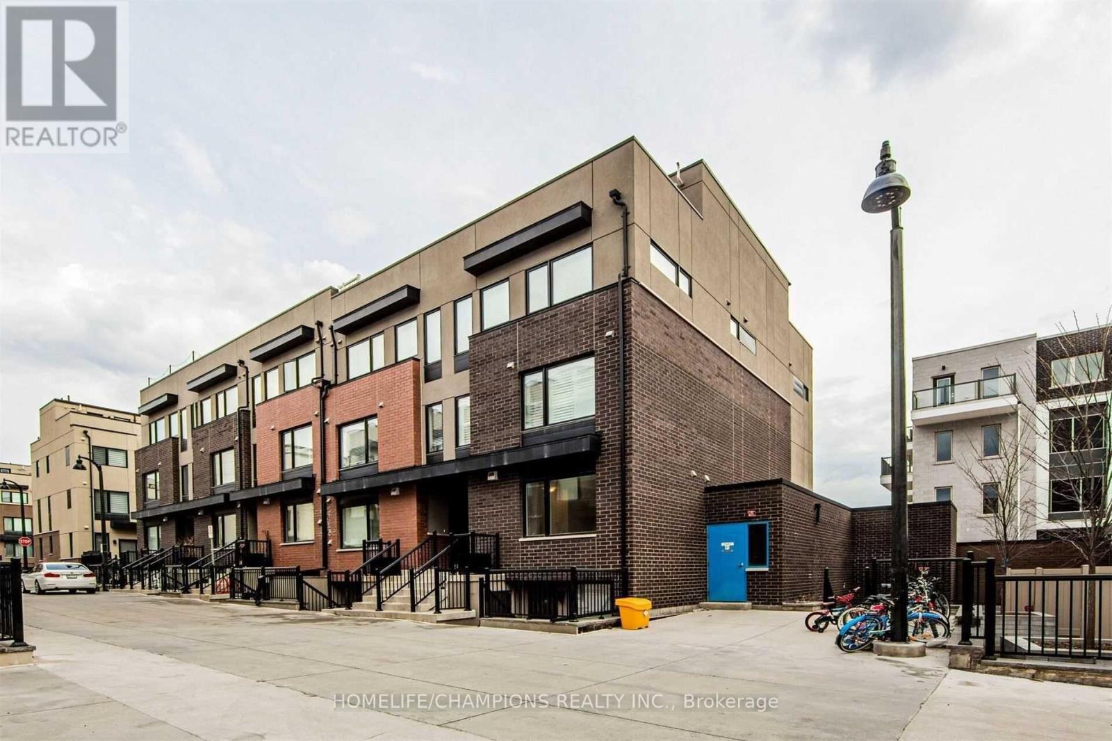 18 - 142 William Duncan Road, Toronto, Ontario  M3K 0C1 - Photo 2 - W13749414