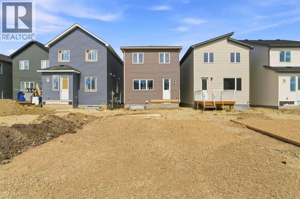 343 Belvedere Drive Se, Calgary, Alberta  T2A 7Y2 - Photo 32 - A2327532