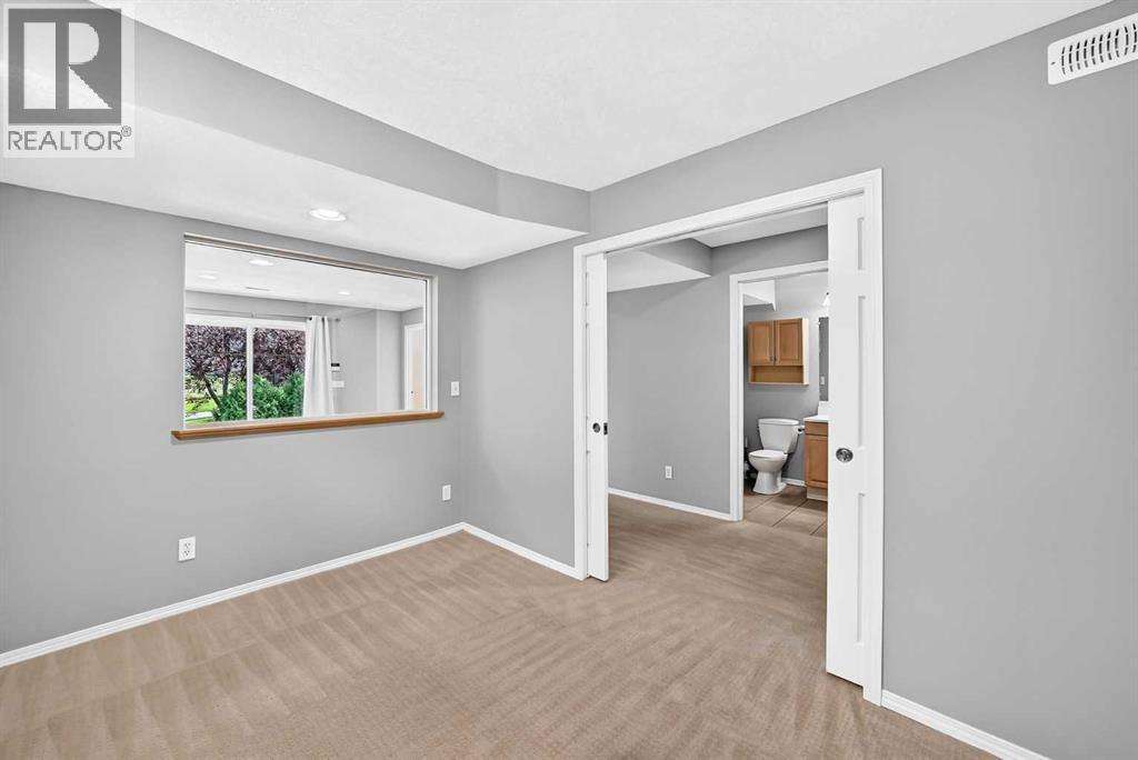 94 Panamount Rise Nw, Calgary, Alberta  T3K 6G1 - Photo 35 - A2339476