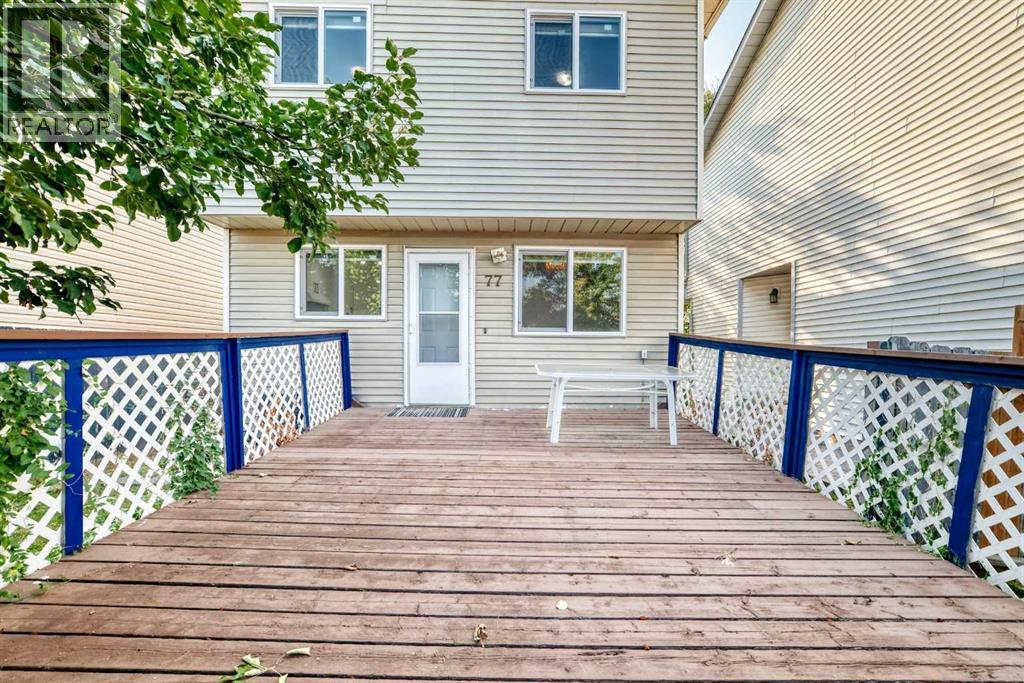 77 Martinbrook Road Ne, Calgary, Alberta  T3J 3E1 - Photo 6 - A2339571