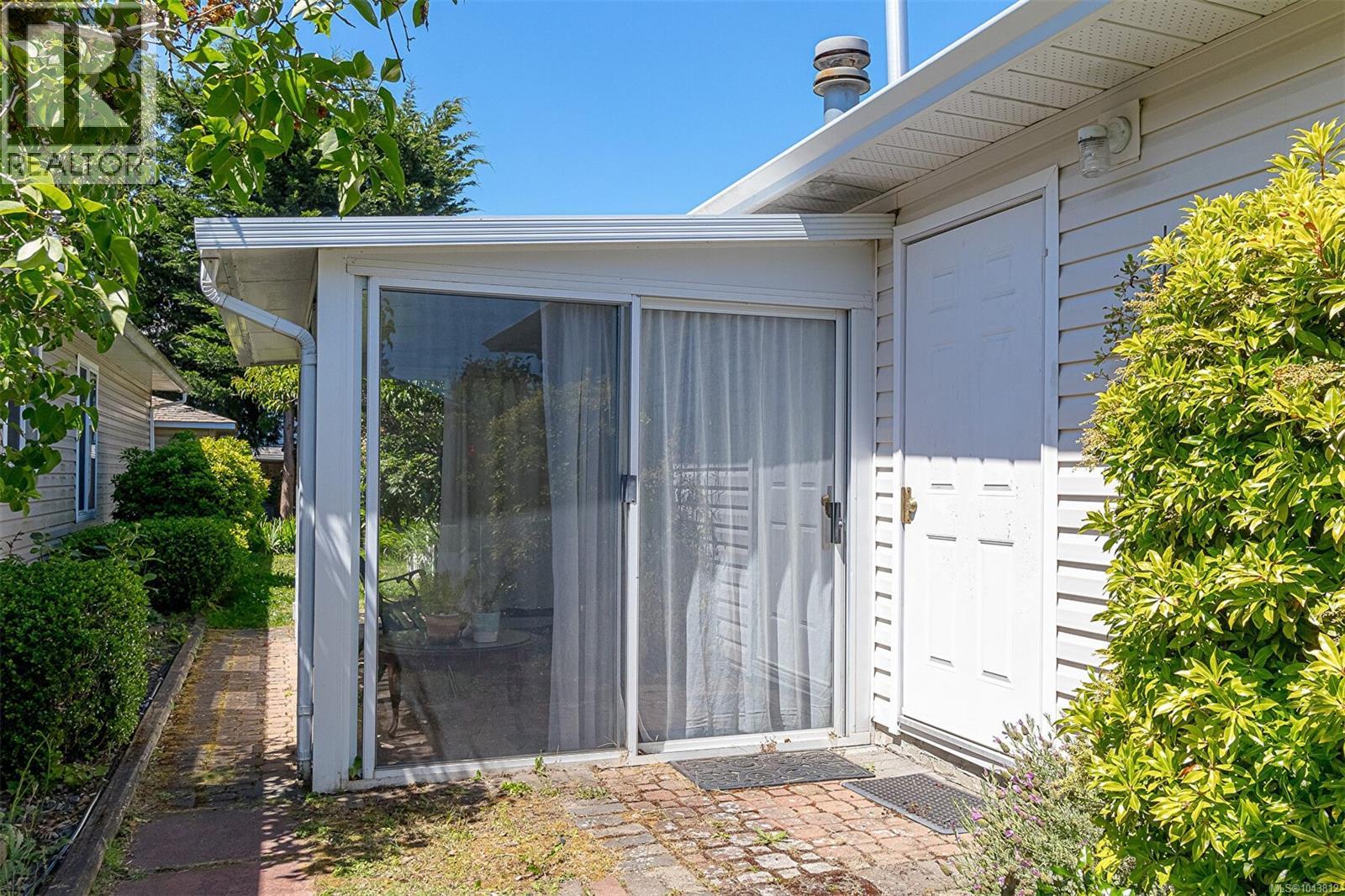 7 Eagle Lane, View Royal, British Columbia  V9A 7M2 - Photo 27 - 1043812