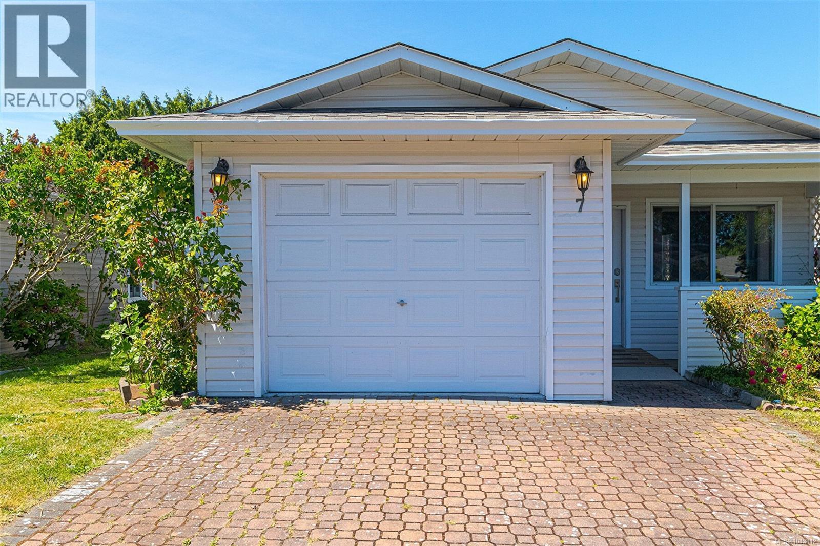 7 Eagle Lane, View Royal, British Columbia  V9A 7M2 - Photo 4 - 1043812