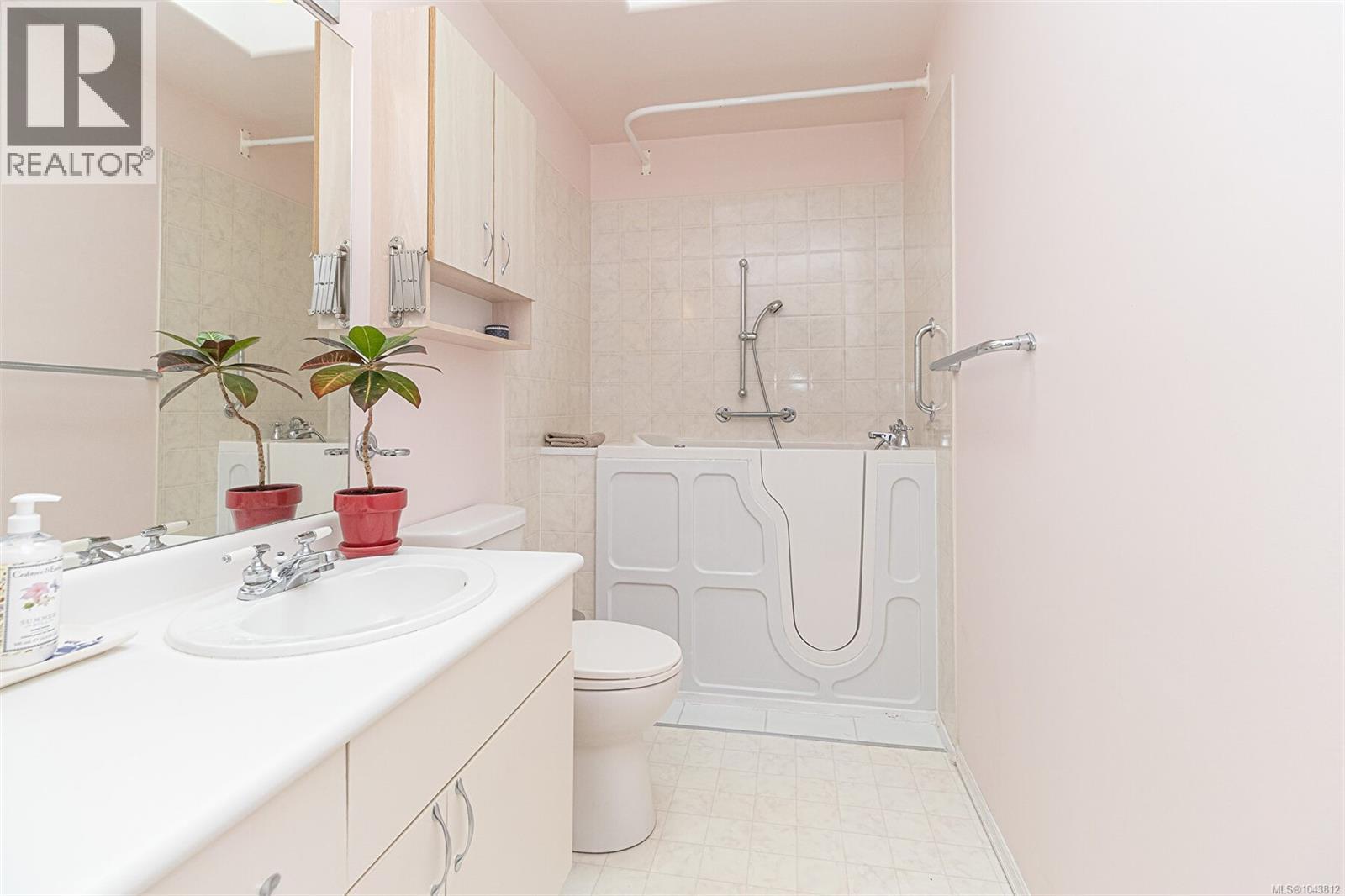 7 Eagle Lane, View Royal, British Columbia  V9A 7M2 - Photo 16 - 1043812