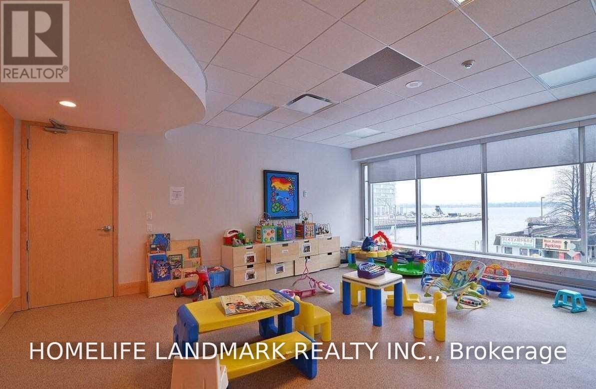 611 - 10 Queens Quay W, Toronto, Ontario  M5J 2R9 - Photo 14 - C13747990